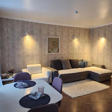 Charme Apartment Jelgava Exterior foto